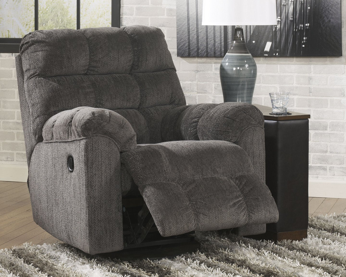 Acieona Recliner image