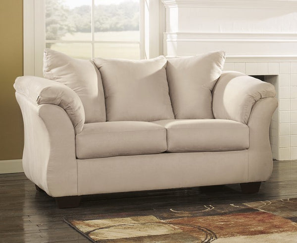 Darcy Loveseat