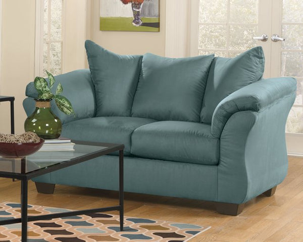 Darcy Loveseat