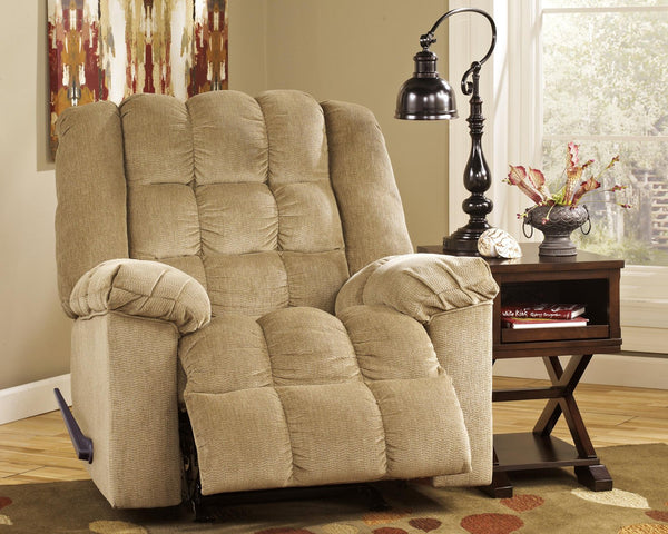 Ludden Recliner image