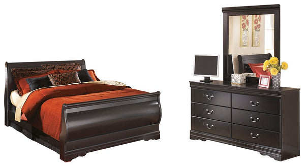 Huey Vineyard 5-Piece Bedroom Set