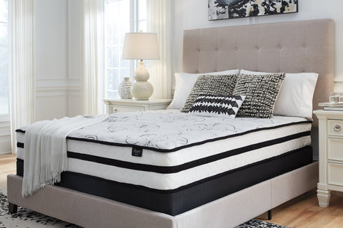 Chime 10 Inch Hybrid King Mattress in a Box image