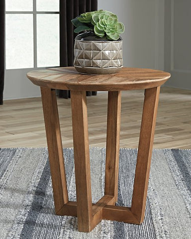 Kinnshee End Table image