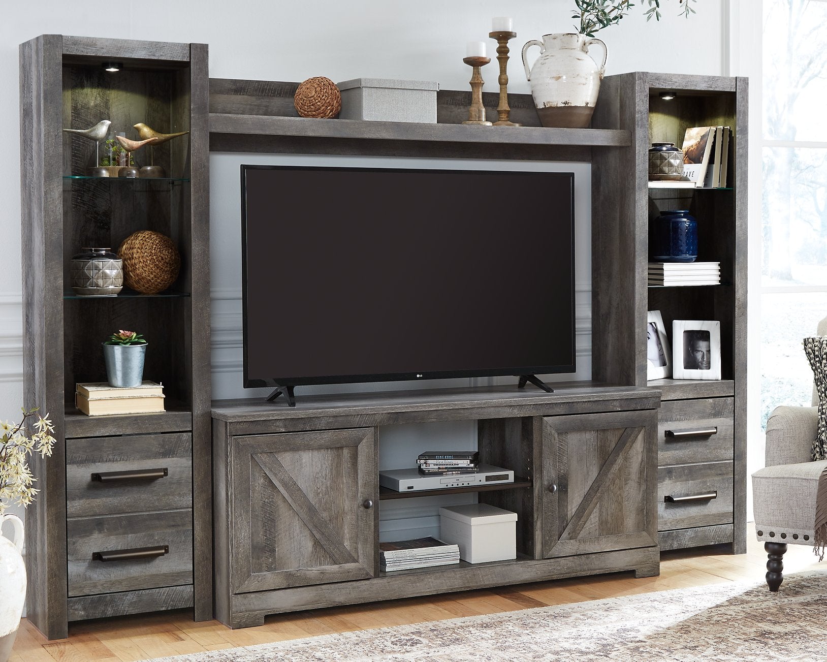 Wynnlow 4-Piece Entertainment Center image